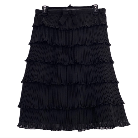 Black Skirt with Bow Tiered Ruffled Pleated Skirt - Picture 6 of 6